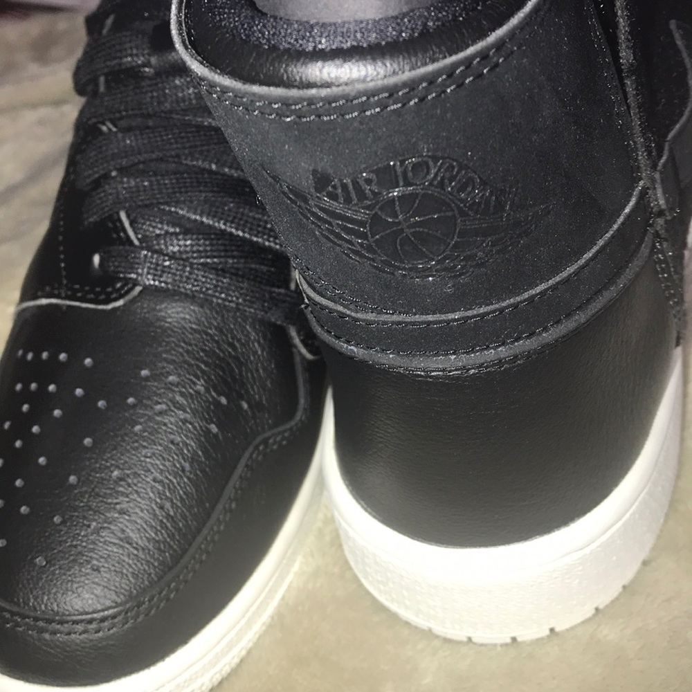 NEW!!! Air Jordan’s - Picture 6 of 8